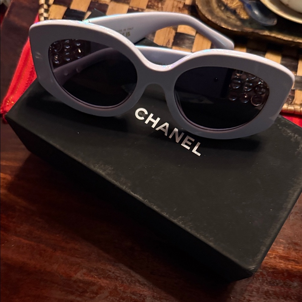CHANEL White Sunglasses with Black Lenses
